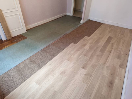 Remplacement et rénovation après dégât des eaux de parquet contrecollé et massif à Craponne